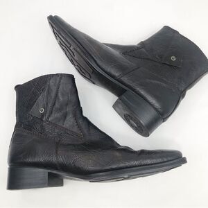 Ferrato Brown Leather Western Style Ankle Boots